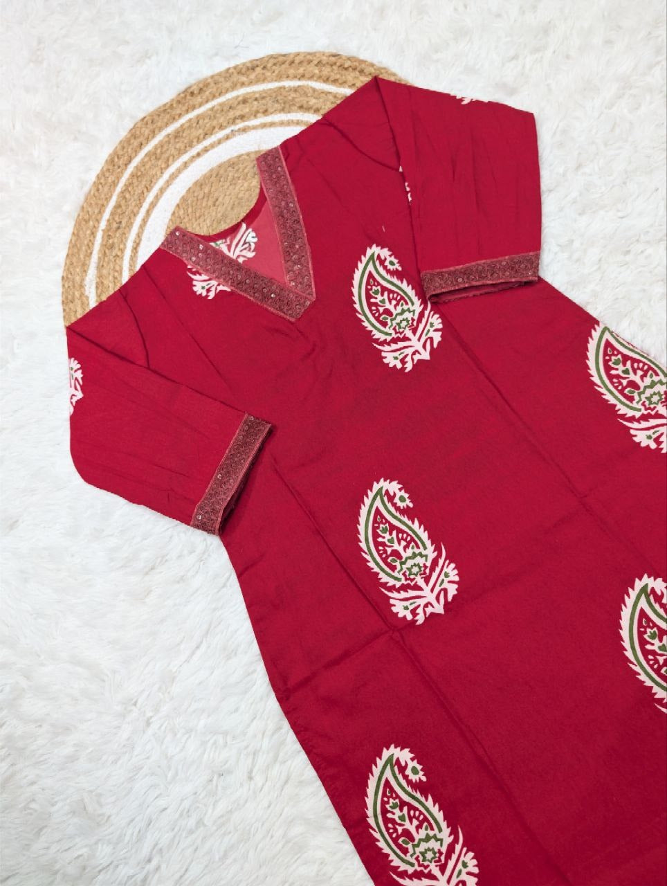 WOMEN'S PURE VISCOSE REYON EMBROIDERED KURTA SET'S (13213RF)